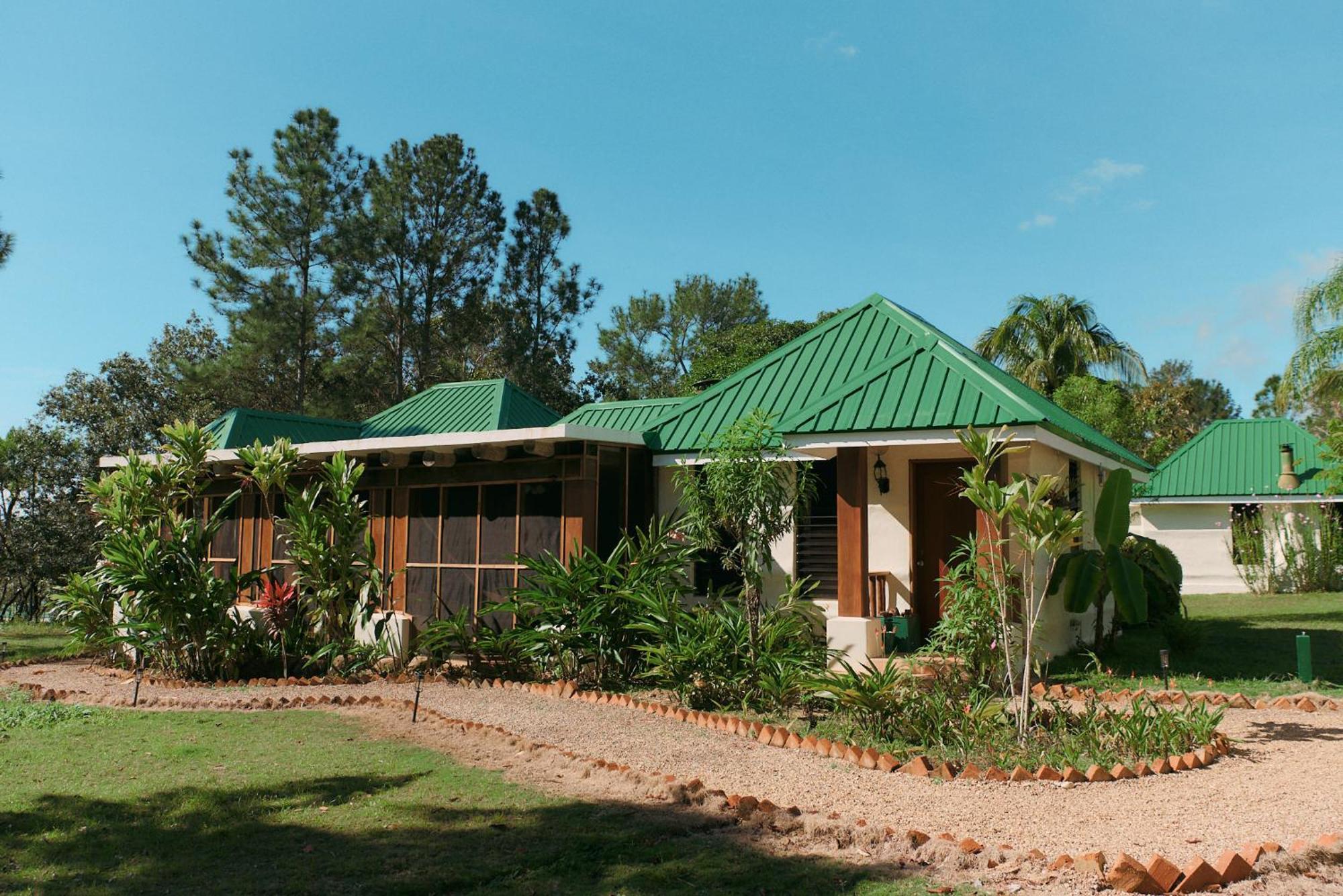 Hidden Valley Inn&Reserve Blancaneau Exterior foto